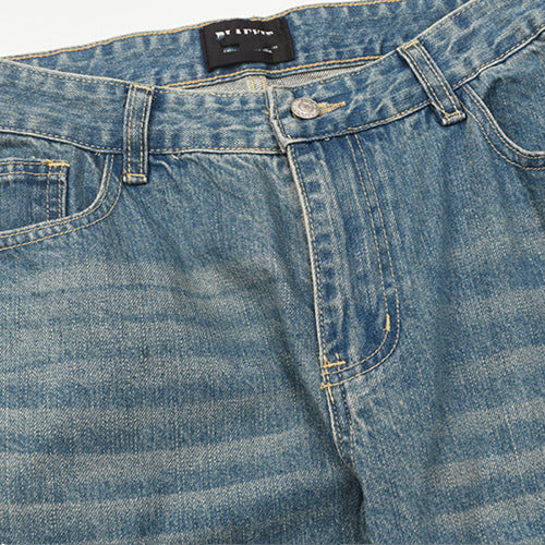 Damer vida jeans med utstickande design Mirla-Eva Jonsson