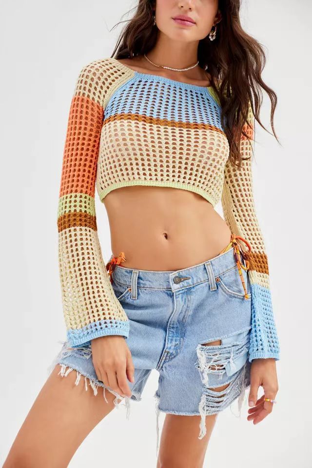 Damer virkad Crop-Top med vida ärmar och färgglada ränder Mirla-Eva Jonsson