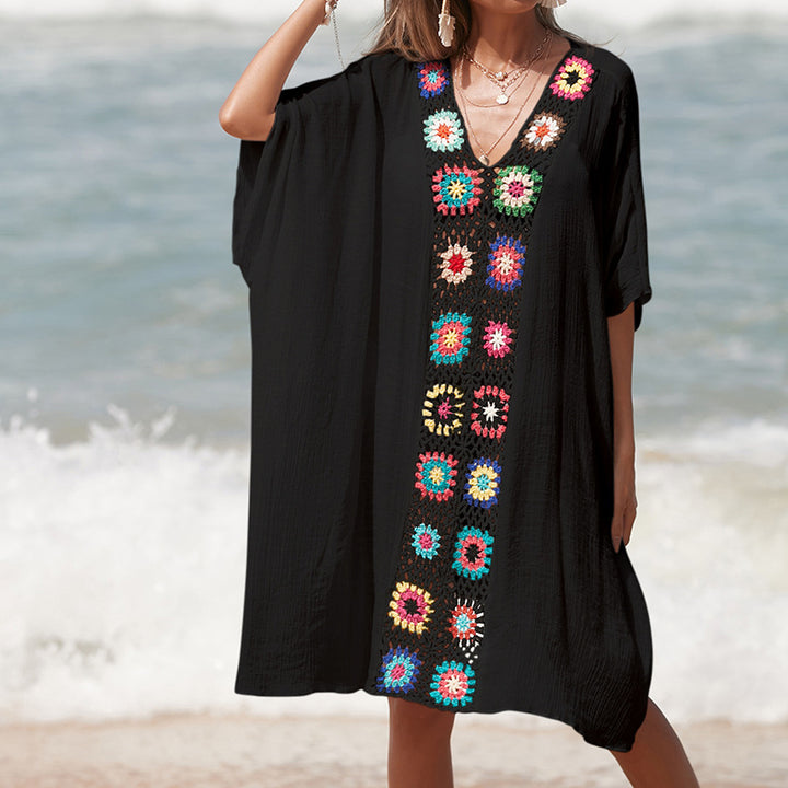 Damer virkad strandtunika i avslappnad oversize-stil med färgglada applikationer Mirla-Eva Jonsson