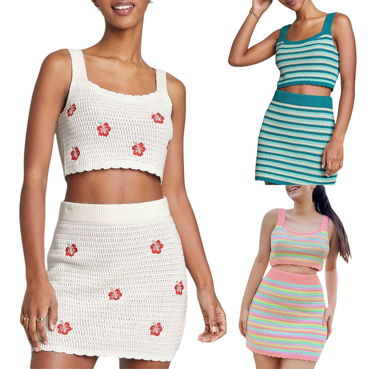 Damer virkat crop-top och minikjols-set med blommiga accenter Mirla-Eva Jonsson