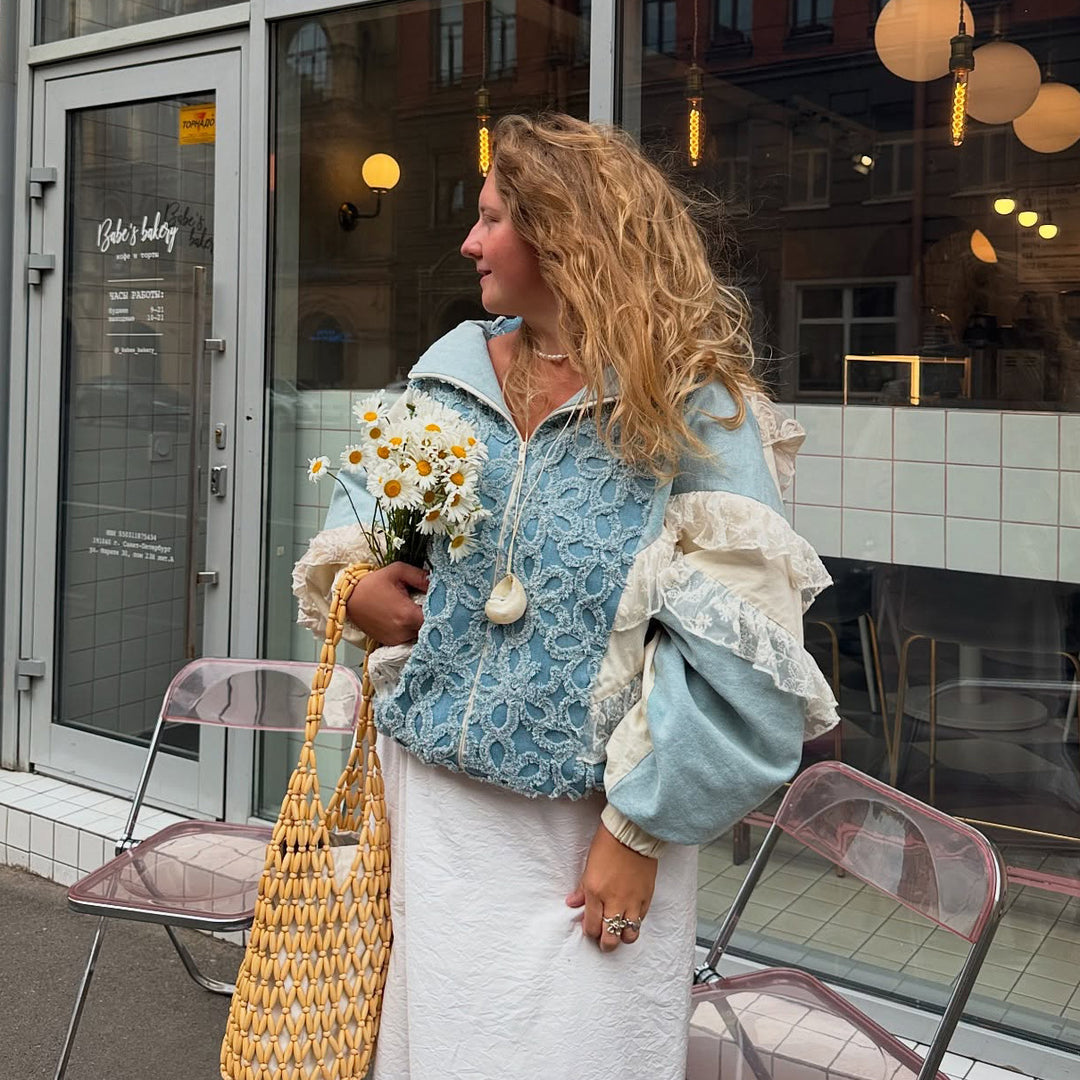 Damer voluminös Utility-jacka med volangdetaljer Mirla-Eva Jonsson