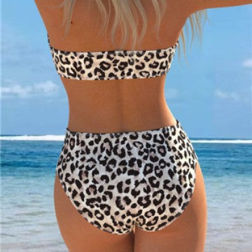 Damern Bandeau-bikini med hög midja och stiligt leopardmönster Mirla-Eva Jonsson