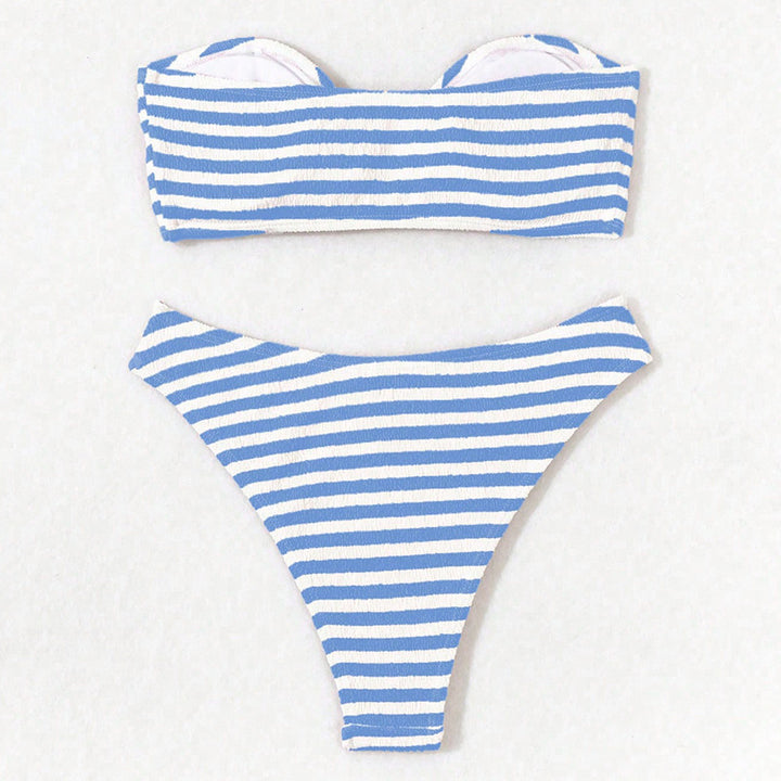 Damern Bandeau-bikini med modernt ringdetalj och hög skärning-Eva Jonsson