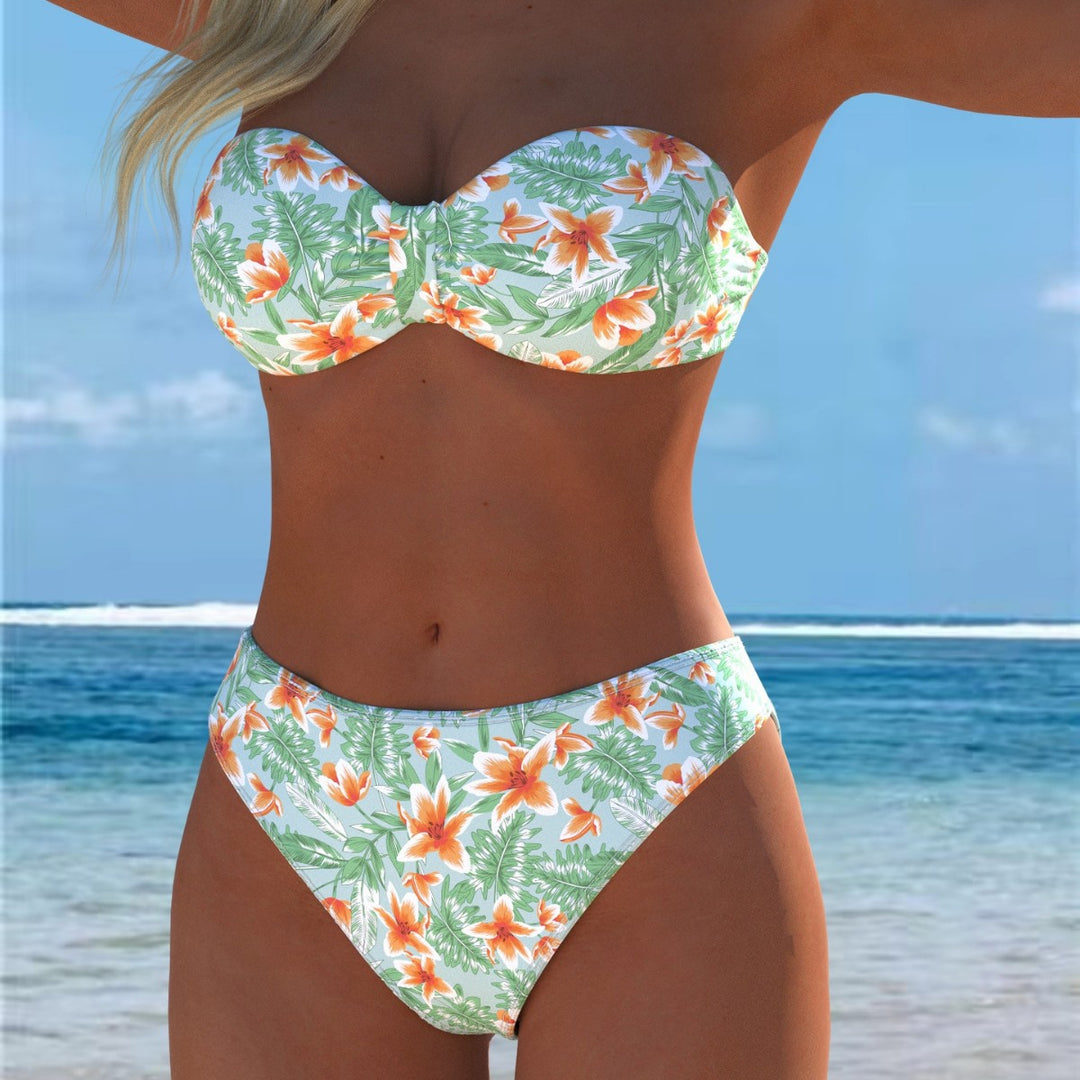 Damern Bandeau-bikini med unik fjädermönster och hög midja Mirla-Eva Jonsson