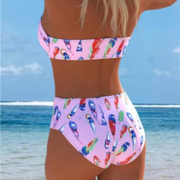 Damern Bandeau-bikini med unik fjädermönster och hög midja Mirla-Eva Jonsson