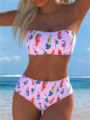 Damern Bandeau-bikini med unik fjädermönster och hög midja Mirla-Eva Jonsson