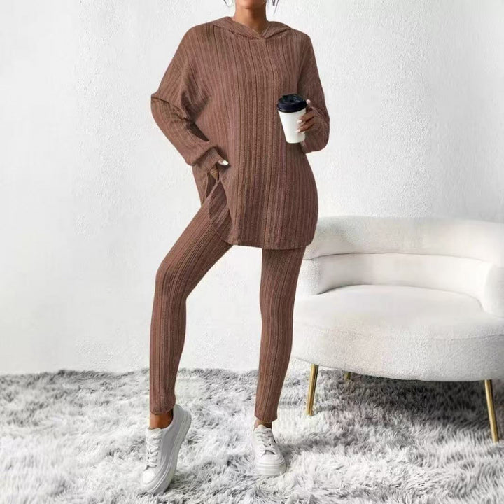 Damern Bekväm Lounge-set med huva och smala byxor Mirla-Eva Jonsson