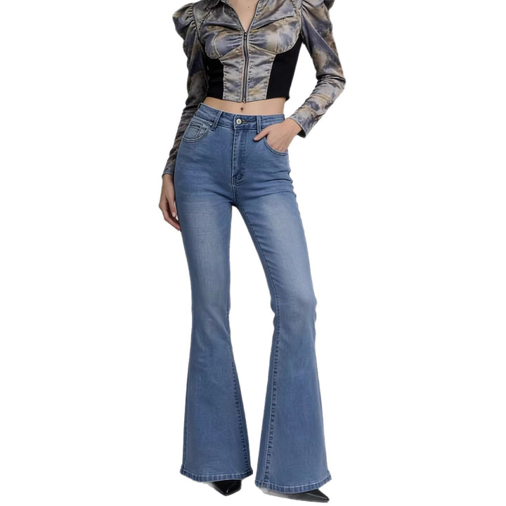 Damern Bootcut Jeans med hög midja och trendig tvätt Mirla-Eva Jonsson