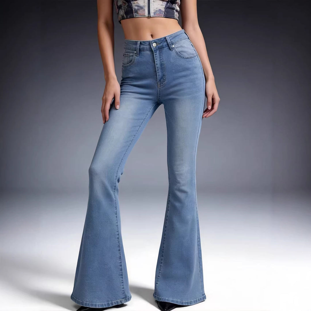 Damern Bootcut Jeans med hög midja och trendig tvätt Mirla-Eva Jonsson