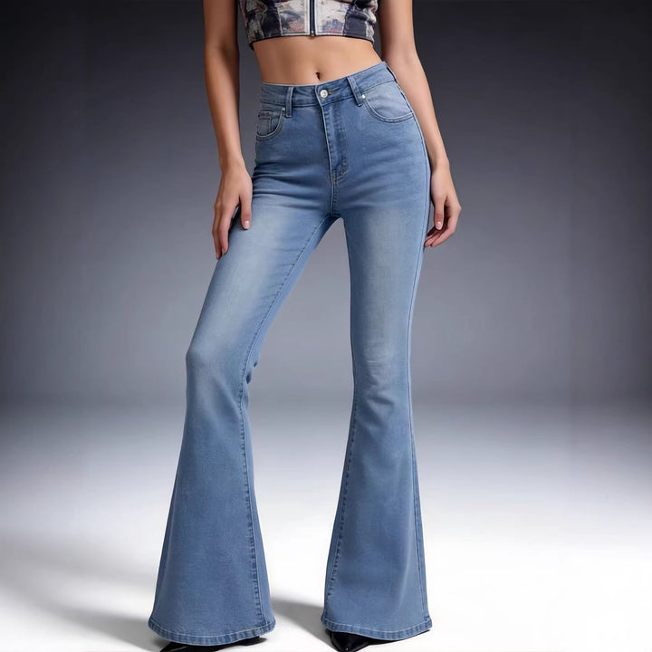 Damern Bootcut Jeans med hög midja och trendig tvätt Mirla-Eva Jonsson