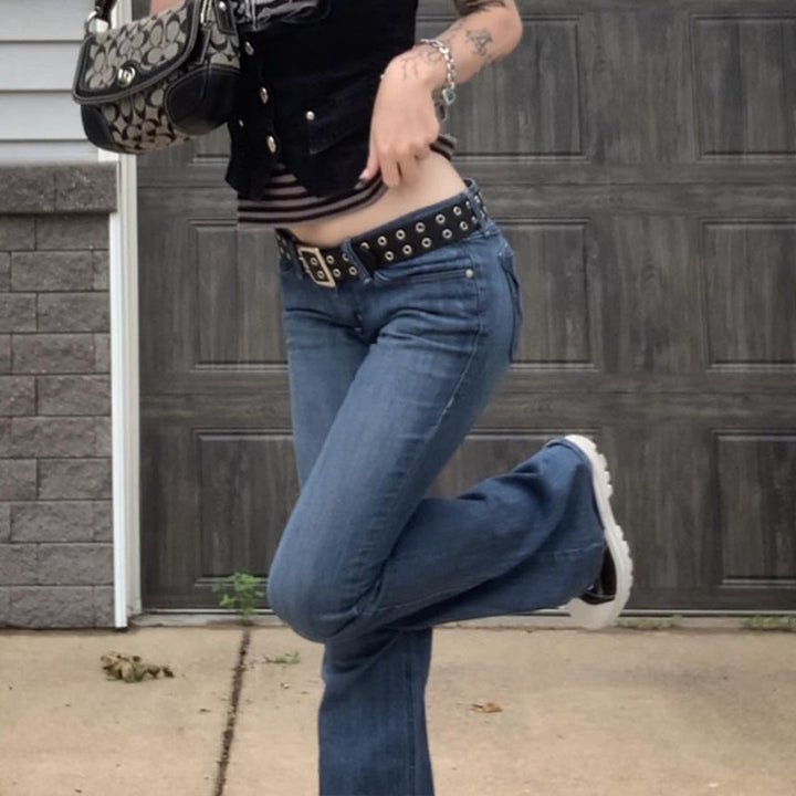 Damern Bootcut Jeans med lekfull fransdetalj Mirla-Eva Jonsson