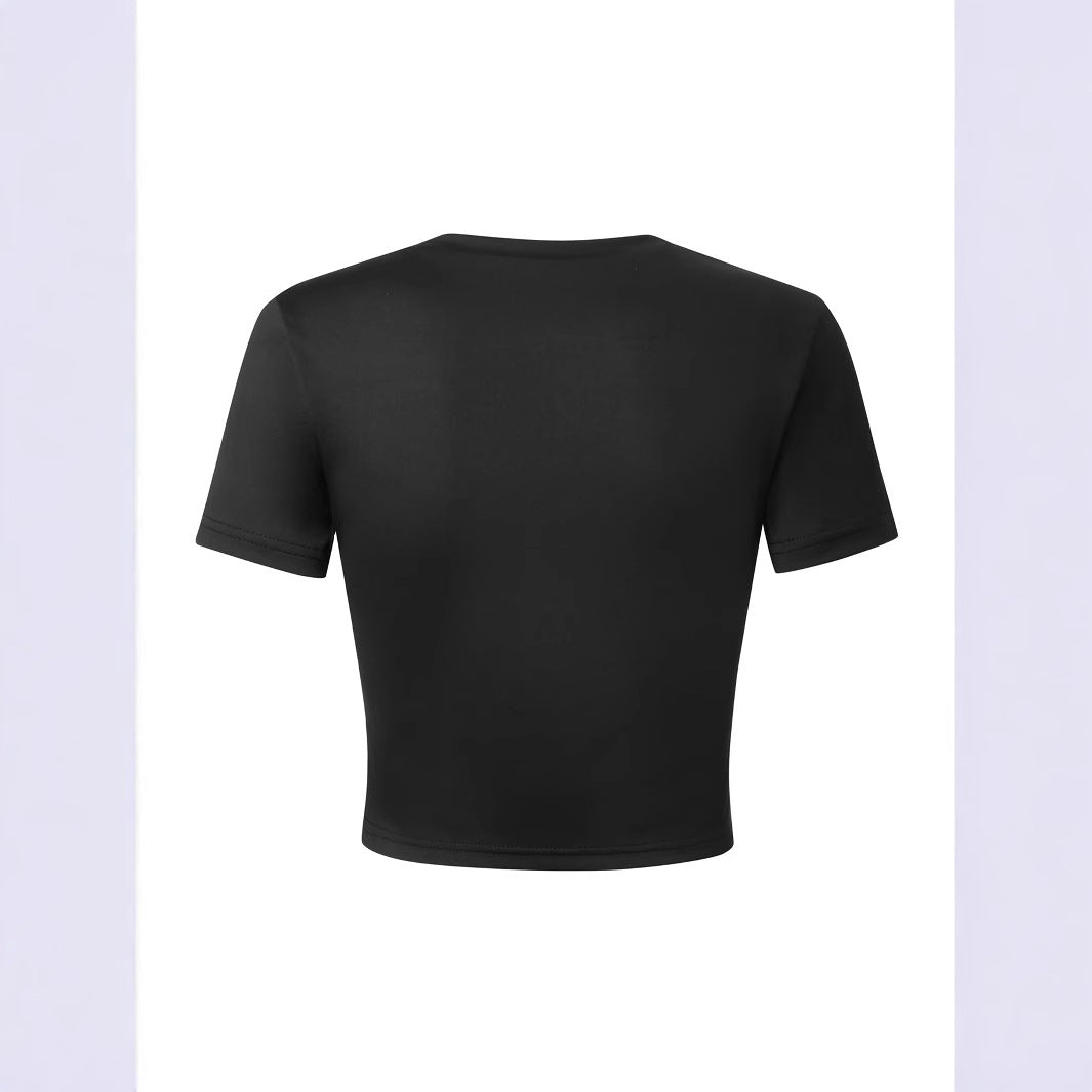 Damern Crop-T-Shirt med glatt körsbärsmotiv Mirla-Eva Jonsson
