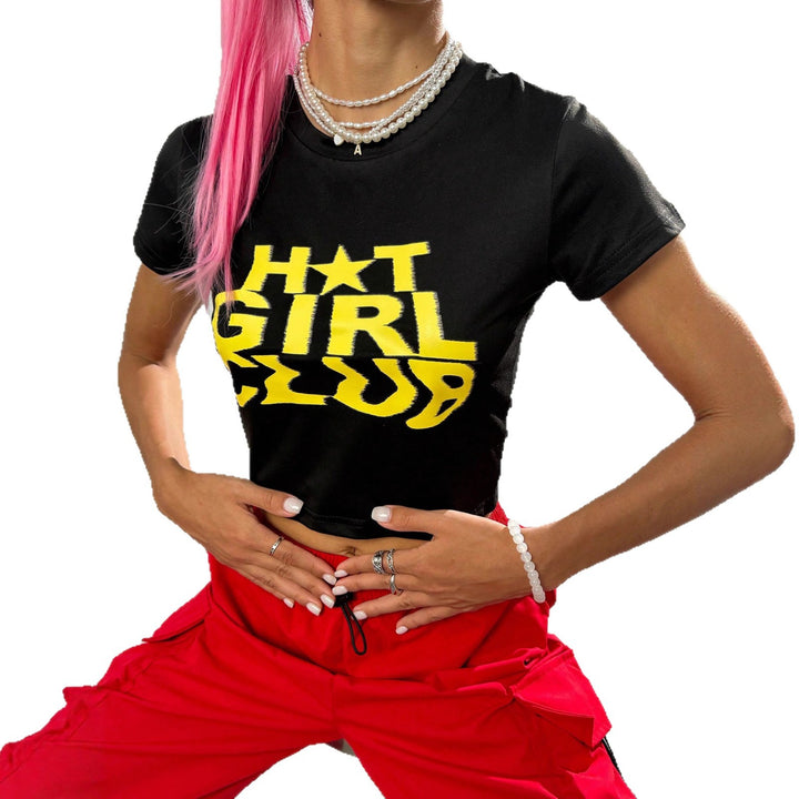 Damern Crop-T-Shirt med iögonfallande text och figurnära skärning Mirla-Eva Jonsson