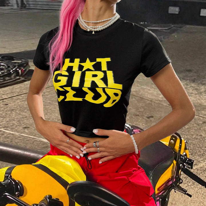Damern Crop-T-Shirt med iögonfallande text och figurnära skärning Mirla-Eva Jonsson