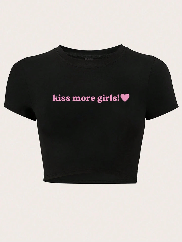 Damern Crop-T-Shirt med kreativt uttalande-design Mirla-Eva Jonsson