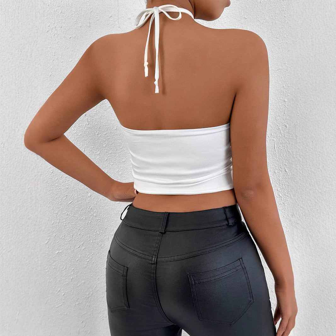 Damern Crop-Top med en raffinerad korsryggdesign Mirla-Eva Jonsson