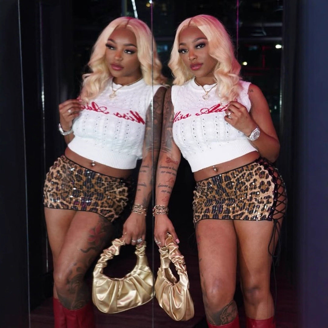 Damern Crop-Top med glamorös tryck och glittrande detaljer Mirla-Eva Jonsson