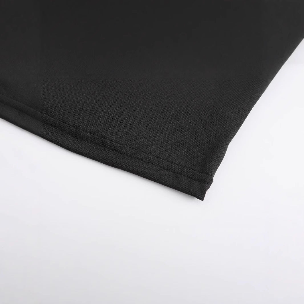 Damern Crop-Top med iögonfallande grafikdesign och edgy text Mirla-Eva Jonsson