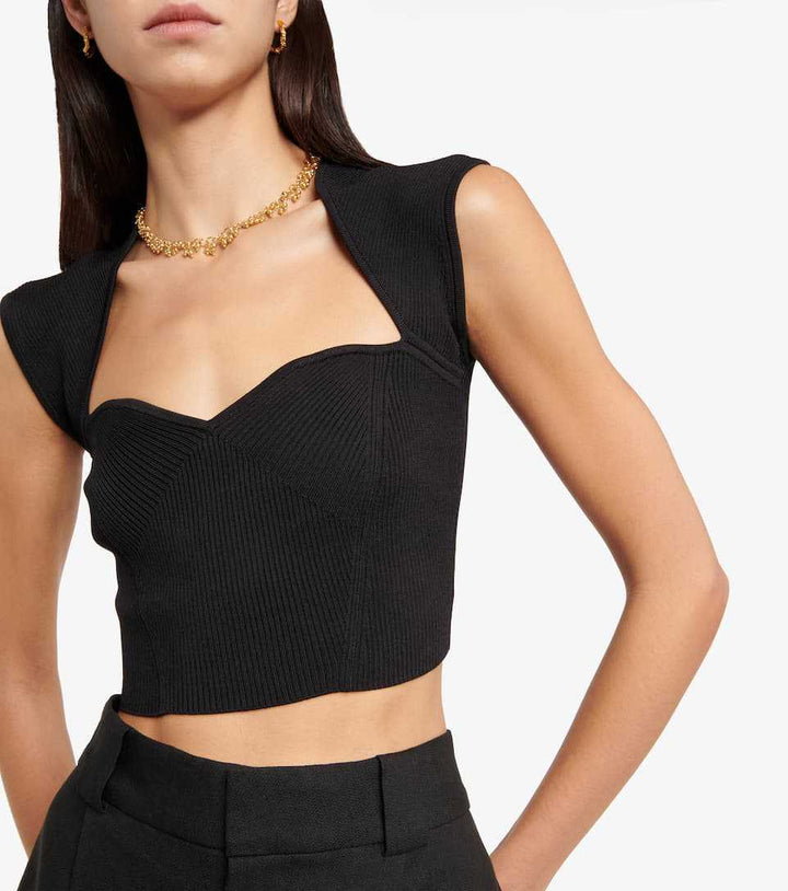 Damern Crop-Top med strukturerad skärning och djup V-ringning Mirla-Eva Jonsson