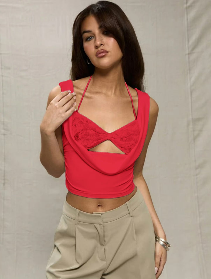 Damern Crop-top med förföriska cut-outs och ömt spetsinsats Mirla-Eva Jonsson