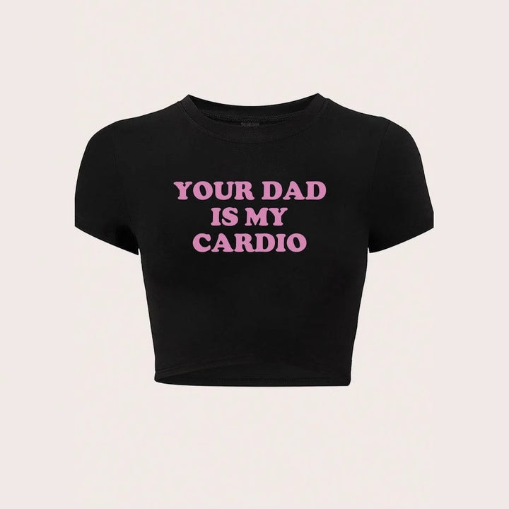 Damern Crop-top med rolig text och modern skärning Mirla-Eva Jonsson