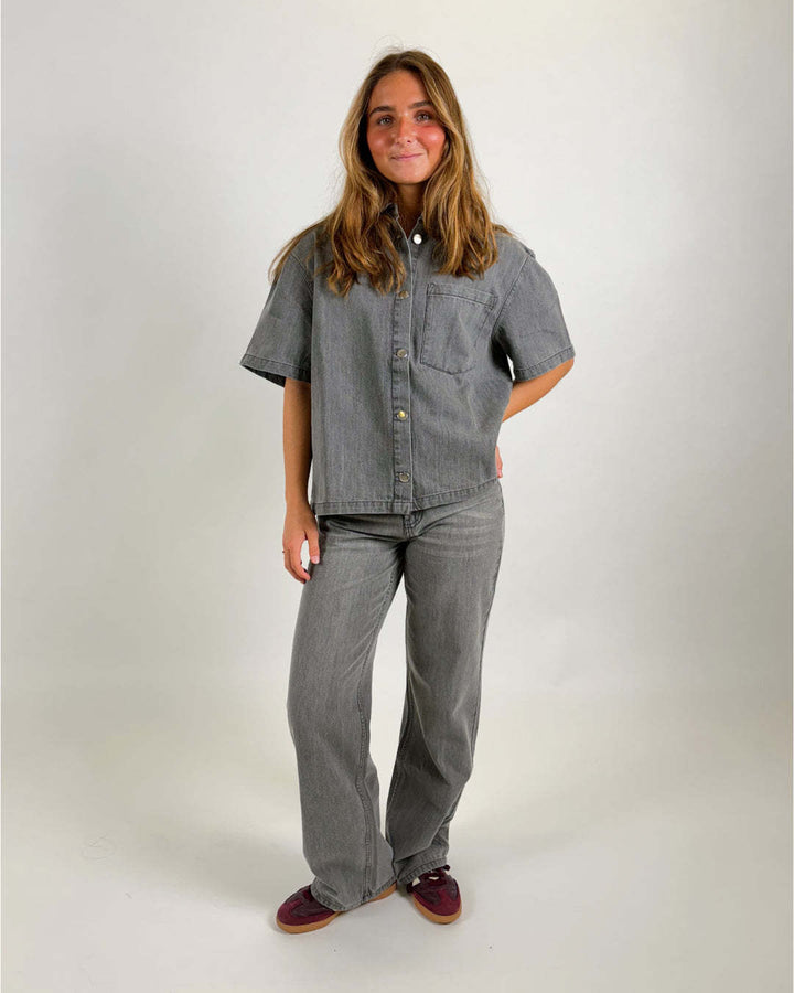 Damern Denim-skjortjacka i avslappnad oversized passform Mirla-Eva Jonsson