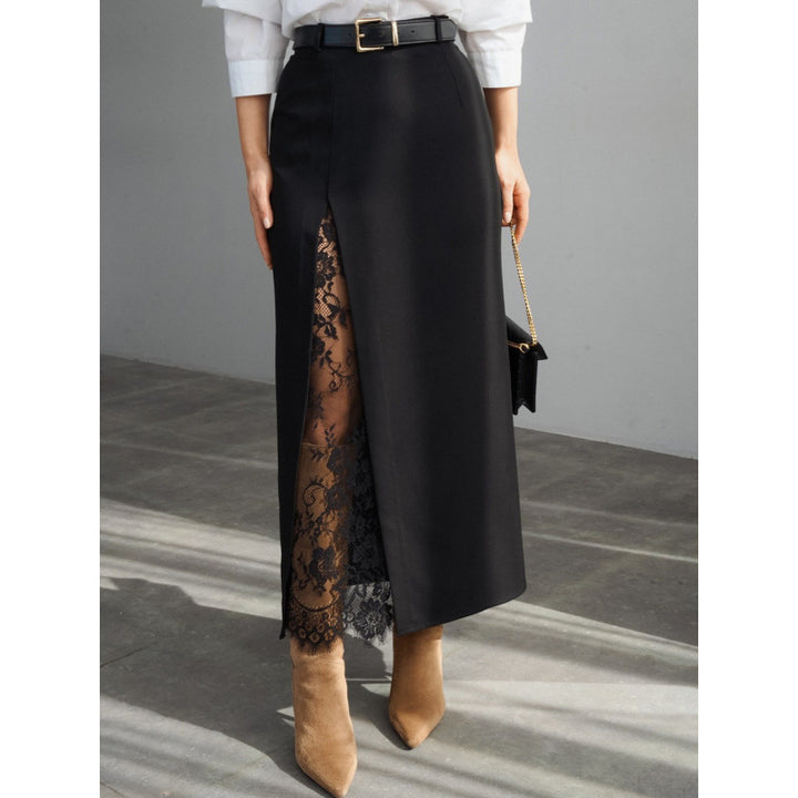 Damern Elegant Maxikjol med transparenta spetsinsatser och sidodelningsspricka Mirla-Eva Jonsson