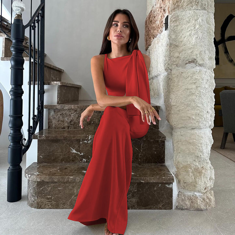 Damern Elegant Maxiklänning med asymmetriska bärremmar Mirla-Eva Jonsson