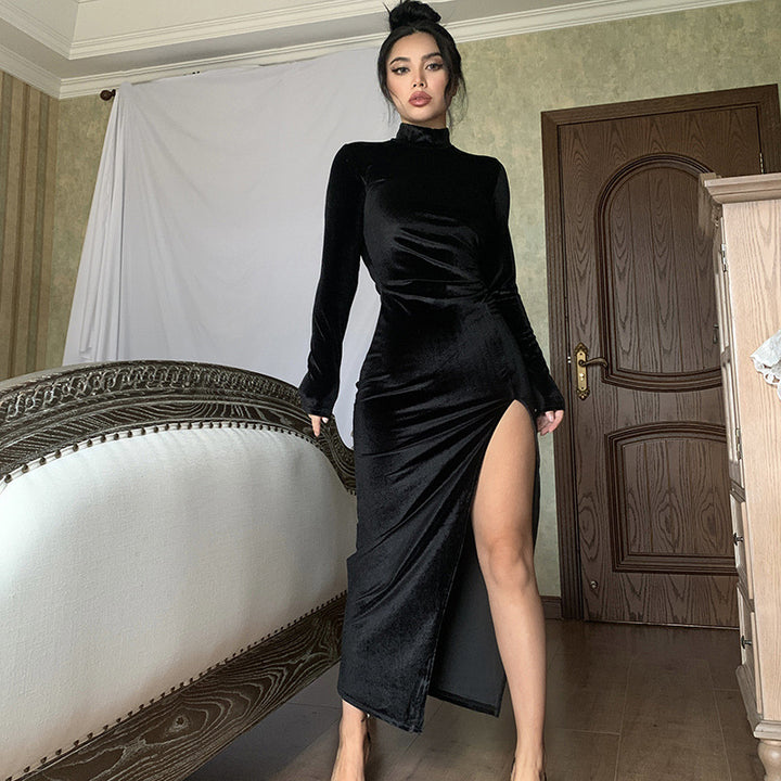 Damern Elegant Samt-Maxi-Klänning med hög slits och stålkrage Mirla-Eva Jonsson