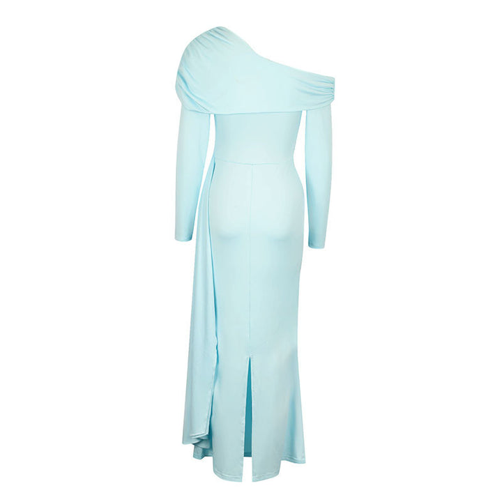 Damern Elegant wrap dress with asymmetric neckline and refined ruffle details Mirla-Eva Jonsson