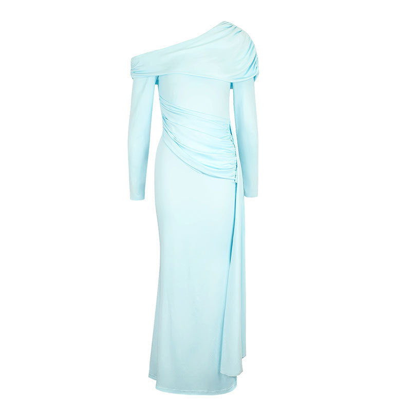 Damern Elegant wrap dress with asymmetric neckline and refined ruffle details Mirla-Eva Jonsson