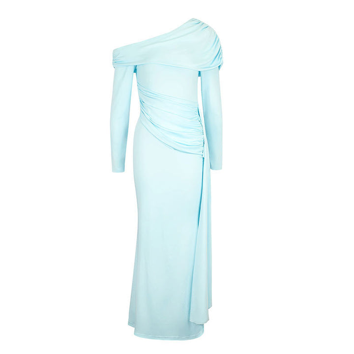 Damern Elegant wrap dress with asymmetric neckline and refined ruffle details Mirla-Eva Jonsson