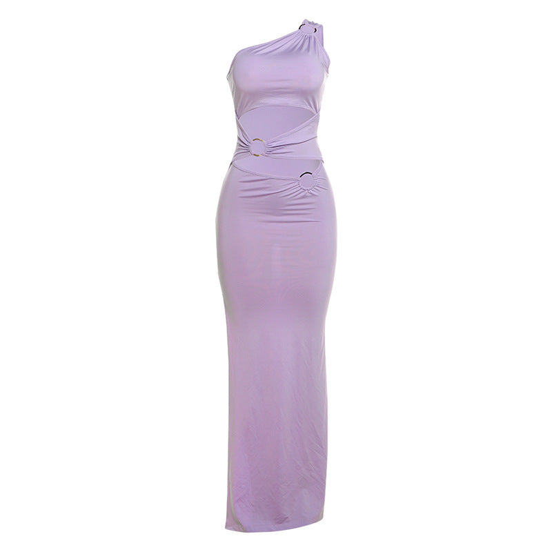 Damern Eleganta One-Shoulder Maxiklänning med draperingar och metalliskt detalj Mirla-Eva Jonsson