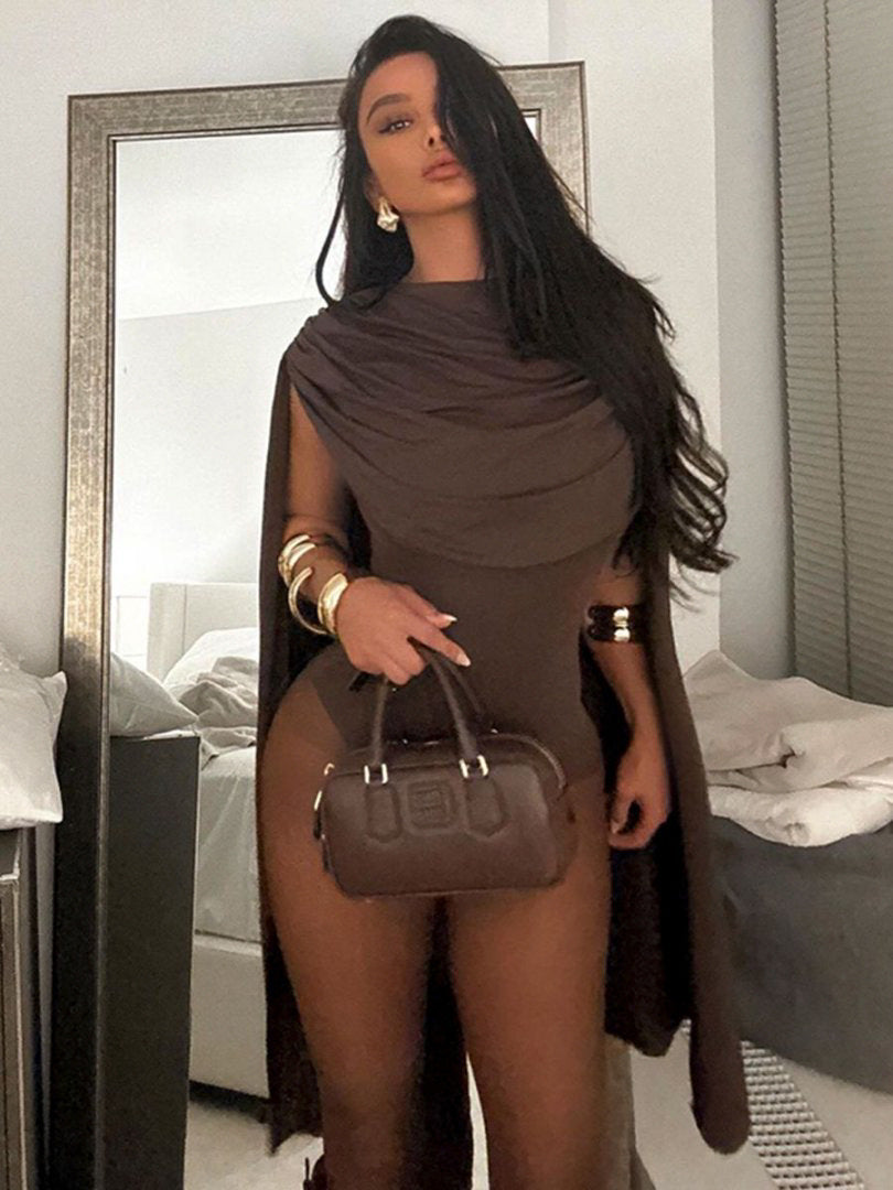Damern Figurformande Cocktailklänning med huva-liknande detalj Mirla-Eva Jonsson