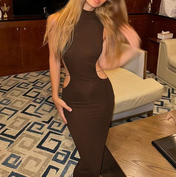 Damern Figursydd Maxiklänning med eleganta Cut-Out-detaljer Mirla-Eva Jonsson