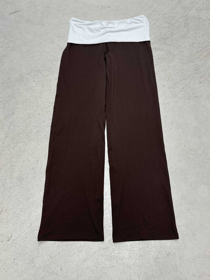 Damern Flared Leggings med blommönster Mirla-Eva Jonsson