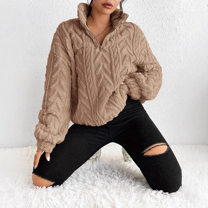 Damern Fuzzy Oversized-Tröja med Dragkedja och Ribbad Struktur Mirla-Eva Jonsson