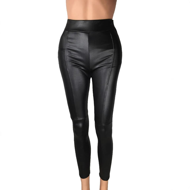 Damern Hög midja leggings i högkvalitativt konstläder med sömlös bearbetning Mirla-Eva Jonsson