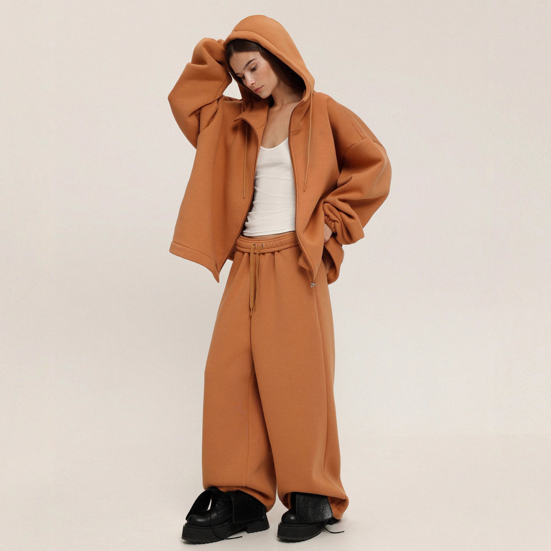 Damern Lättsamt Oversized Fritidsdräkt med mjuk huva och vida byxor Mirla-Eva Jonsson