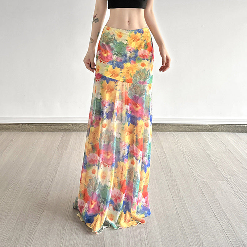 Damern Maxi Kjol med blommigt Chiffon-design och svajig fåll Mirla-Eva Jonsson