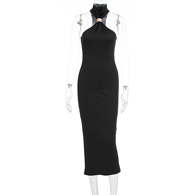 Damern Maxi-klänning med asymmetrisk utskärning och elegant design Mirla-Eva Jonsson