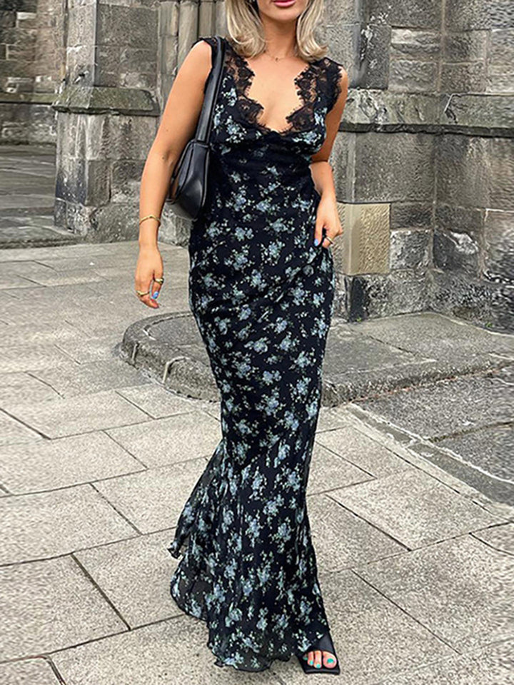 Damern Maxiklänning med blomsterkantdetaljer Mirla-Eva Jonsson