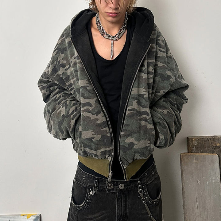 Damern Oversized Camouflagejacka med Huva och Dragkedja Mirla-Eva Jonsson