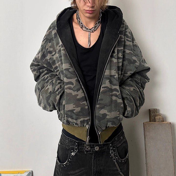Damern Oversized Camouflagejacka med Huva och Dragkedja Mirla-Eva Jonsson