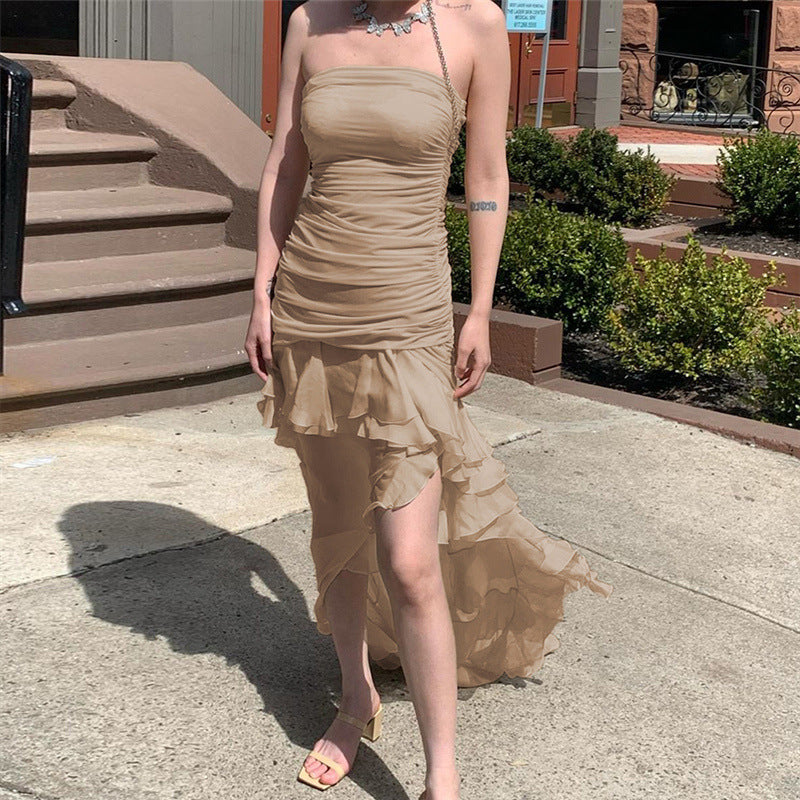 Damern Raffinerat Maxi-dress med off-the-shoulder design och voluminös volangkant Mirla-Eva Jonsson
