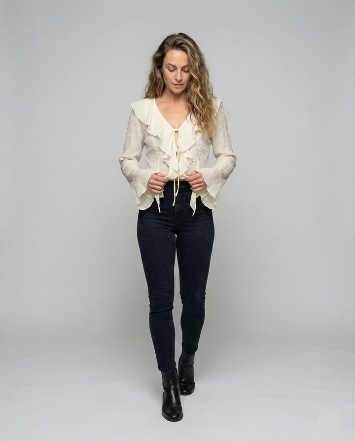 Damern Rynkad Chiffonblus med Volangkrage-Eva Jonsson