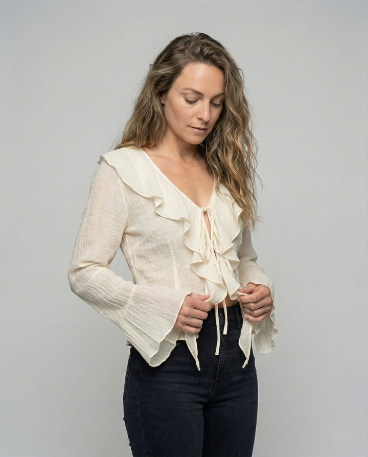 Damern Rynkad Chiffonblus med Volangkrage-Eva Jonsson
