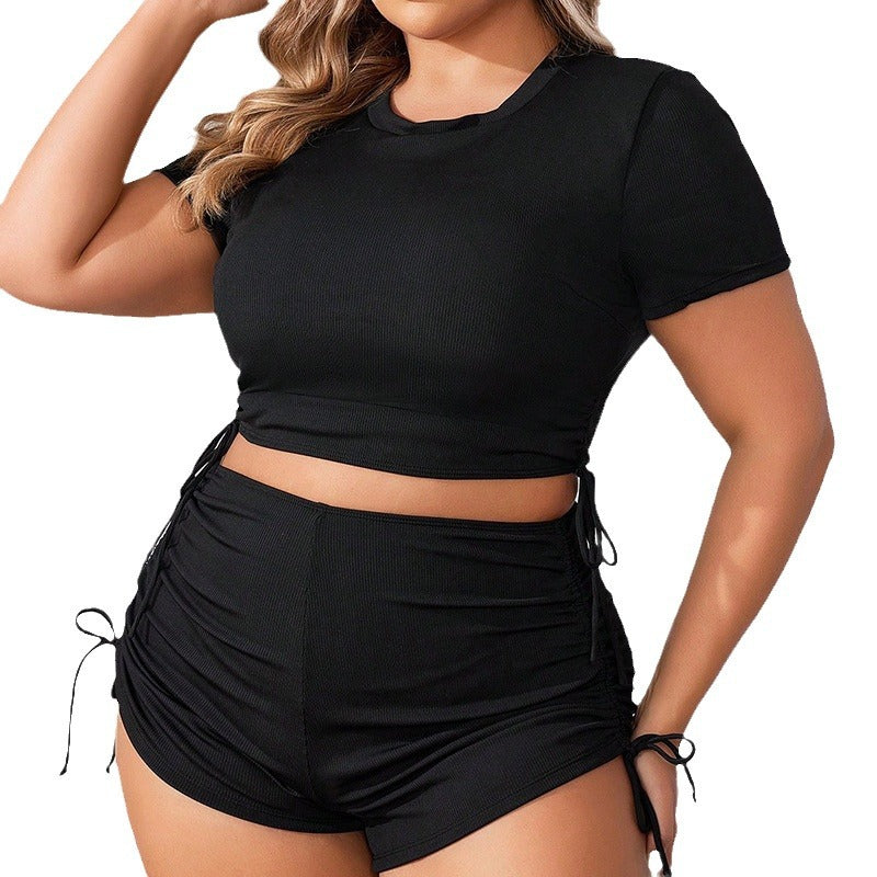 Damern Sportigt set med crop-top och shorts med justerbara remmar Mirla-Eva Jonsson