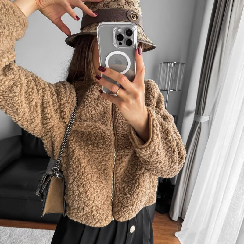 Damern Teddyjacka med dragkedja och sidofickor Mirla-Eva Jonsson