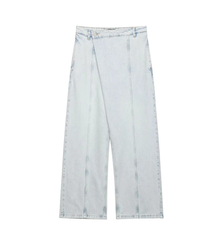 Damern Vida Jeans i avslappnad vindjacka stil med ovanliga sömmar Mirla-Eva Jonsson